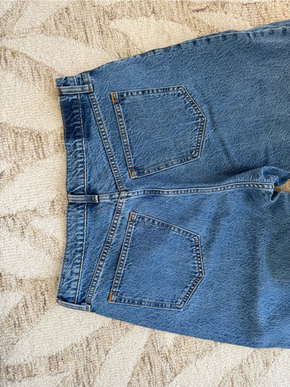 Abercrombie & Fitch The Taper Jean High Rise Women’s Size 31 / 12R Like New - Picture 3 of 10